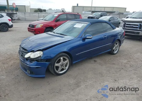 2004 Mercedes-Benz Clk 500 z USA, uszkodzony, nr VIN WDBTK75G64T023470